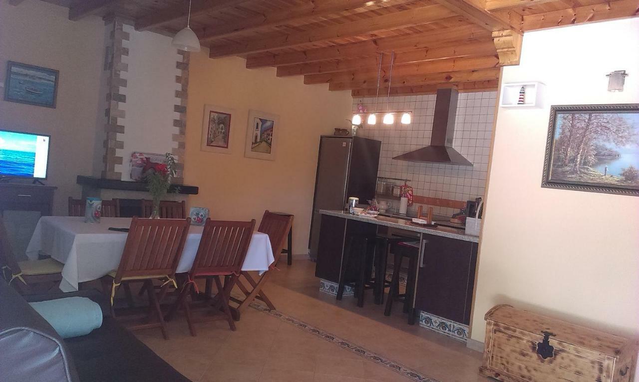 Victoryangel Villa Laino ภายนอก รูปภาพ